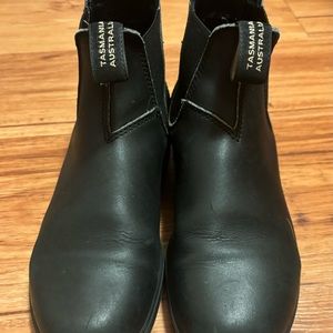 Black Blundstone Boots size 6.5 AU 9.5 US